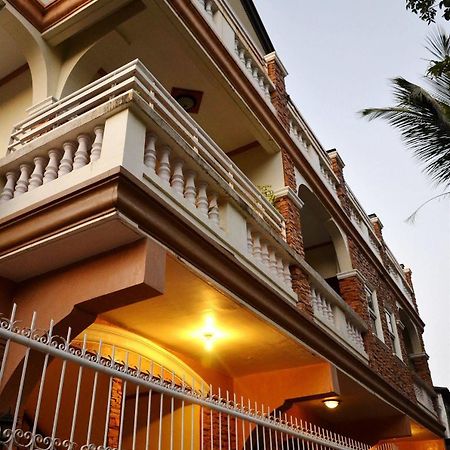 Casa D' Estrella Apartelle Balabag  Bagian luar foto