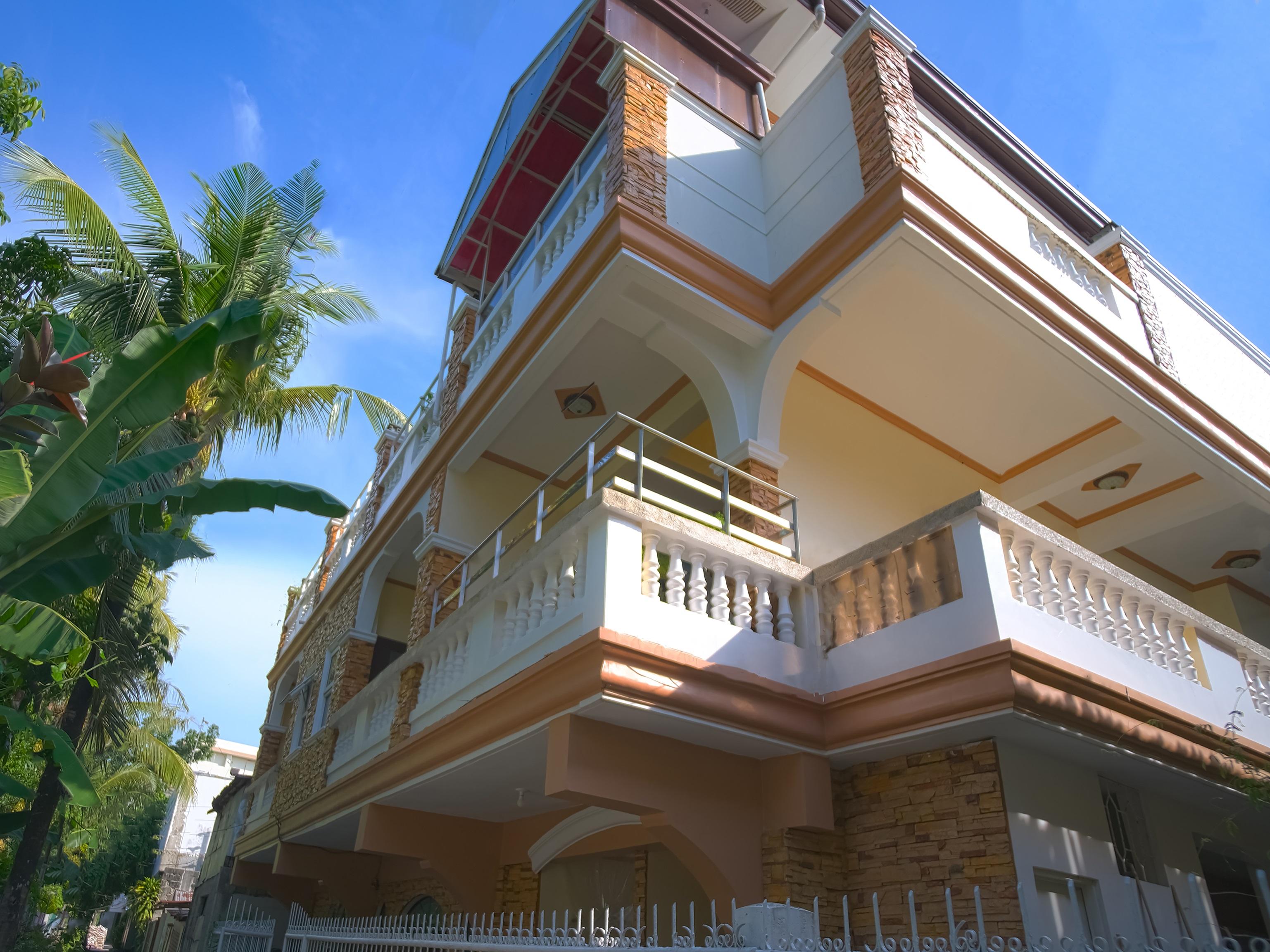 Casa D' Estrella Apartelle Balabag  Bagian luar foto